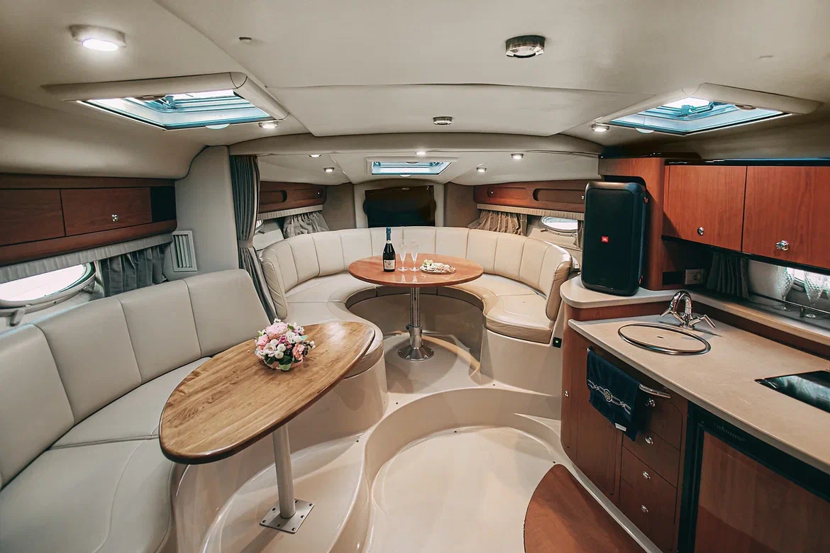 Аренда катера Chaparral 330 «Эфир» image- 9